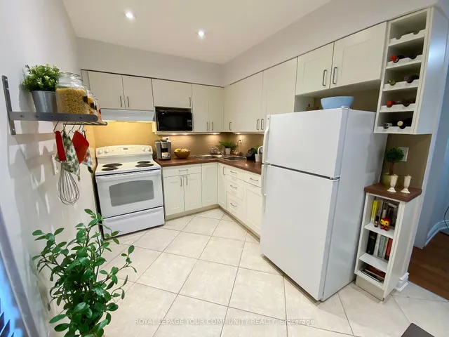 Additional image 49 of 154 Day Ave