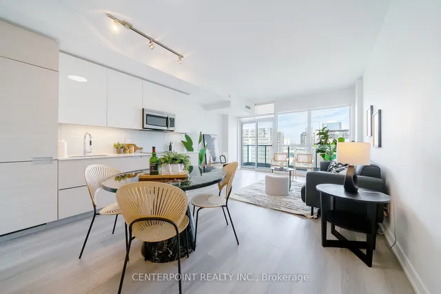 Additional image 8 of 210 Simcoe St Unit 2305