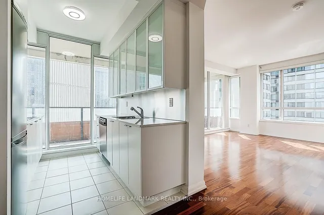 Additional image 39 of 111 Elizabeth St Unit 1711