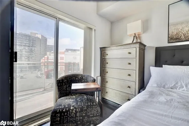 Additional image 18 of 600 Queens Quay Unit 633