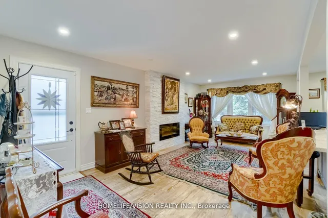 Additional image 25 of 44 Armitage Dr