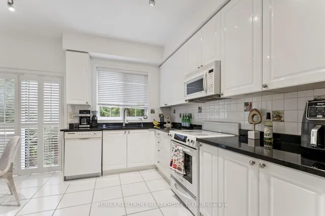 Additional image 17 of 34 McBride Lane Unit 12