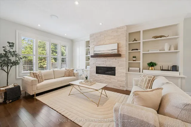 Additional image 7 of 928 Pioneer Grove Crt