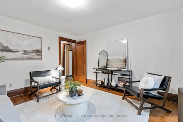 Additional image 4 of 8 Grenadier Ravine Dr