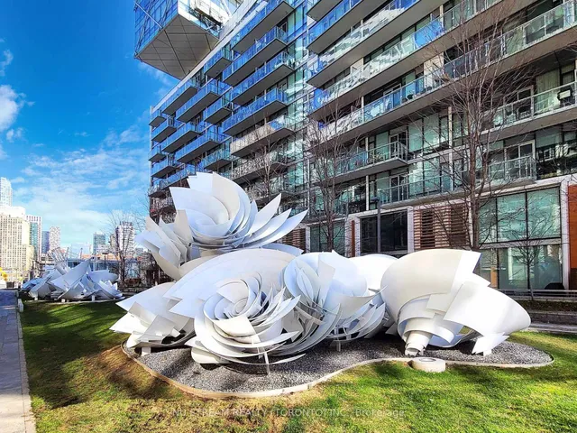 Additional image 31 of 15 Queens Quay East Quay Unit 2106