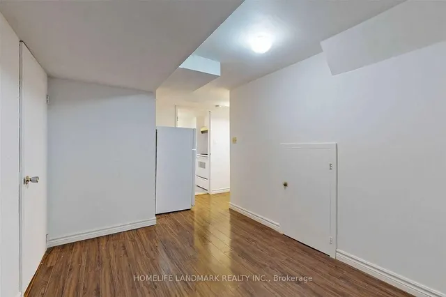 Additional image 20 of 314 Sprucewood Crt