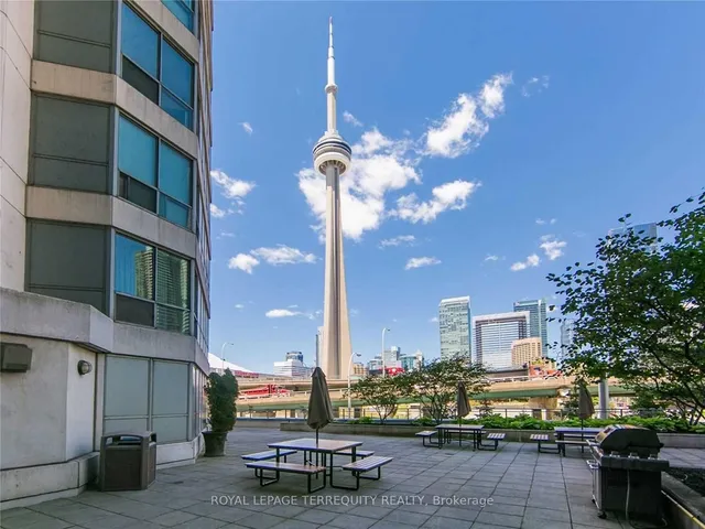 Additional image 19 of 230 Queens Quay Unit 1818