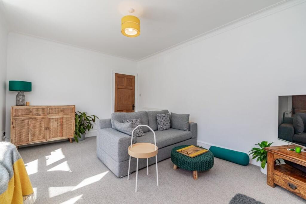 Additional image 28 of Forest Avenue, Aberdeen, AB15