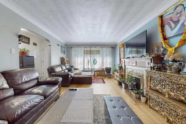 Additional image 11 of 1013 Islington Ave