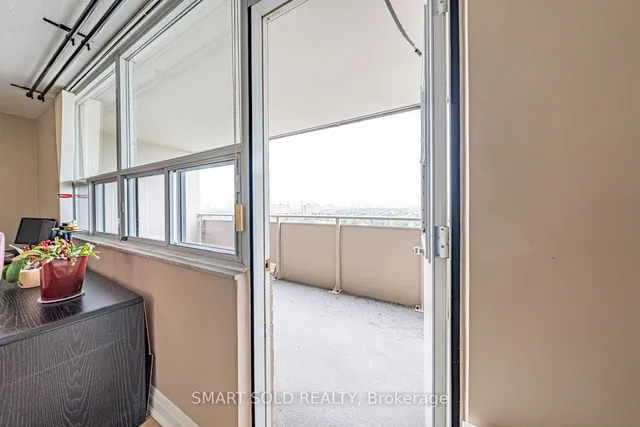 Additional image 24 of 2550 Pharmacy Ave Unit 1212