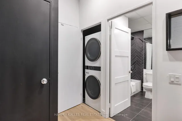 Additional image 35 of 901 Queen St Unit 105