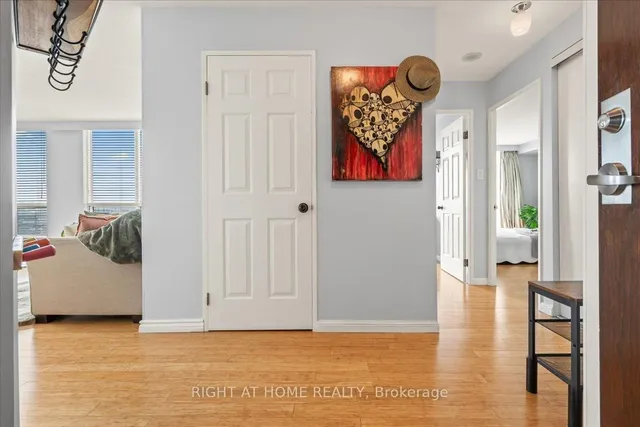 Additional image 11 of 101 Subway Cres Unit 1011