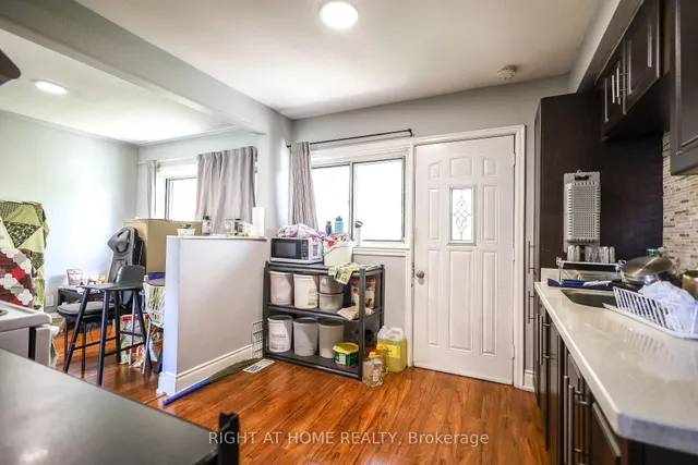 Additional image 10 of 3261 Lawrence Ave