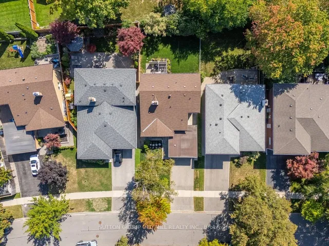 Additional image 47 of 36 Laurelwood Cres