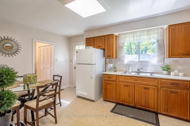 Additional image 21 of 15 Stanland Dr