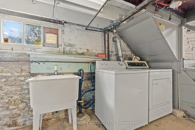 Additional image 30 of 47 Mortimer Ave