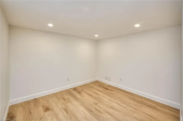 Additional image 36 of 2 Esson St