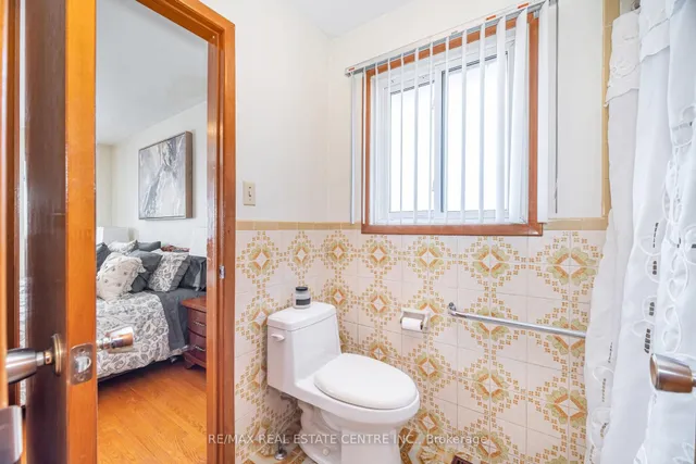 Additional image 21 of 2108 Islington Ave