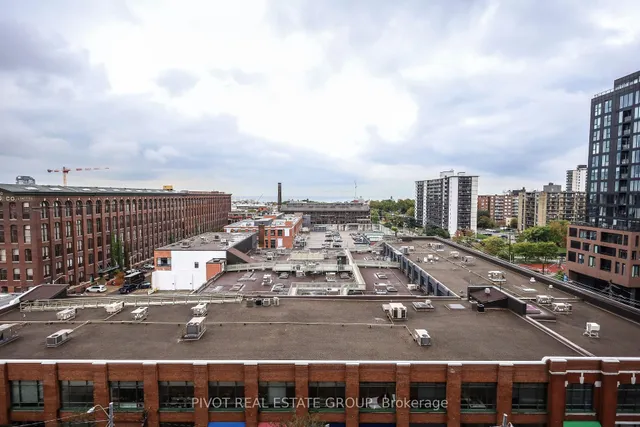 Additional image 10 of 285 Dufferin St Unit 715