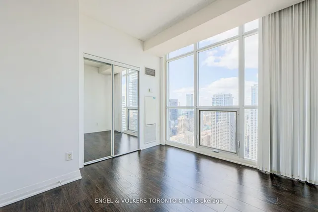 Additional image 14 of 21 Carlton St Unit 4205