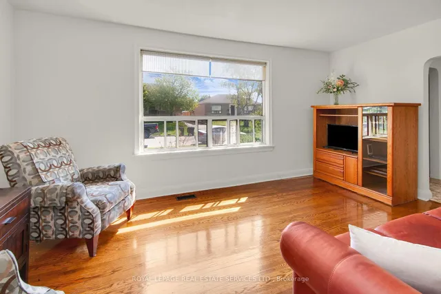 Additional image 9 of 16 Redfern Ave