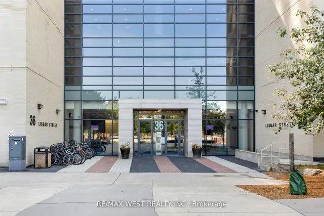 Additional image 4 of 36 LISGAR St Unit 1621E