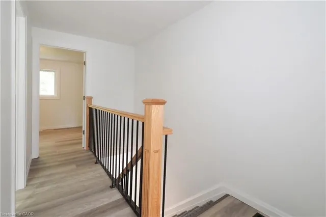 Additional image 24 of 50 Westmount Rd Unit 8