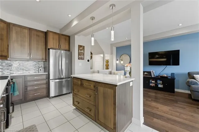 Additional image 6 of 8 Elmbank Trail