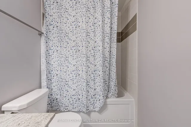 Additional image 23 of 33 Bay St Unit 4110