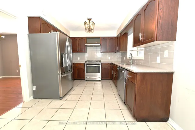 Additional image 6 of 6 SHADYRIDGE Pl