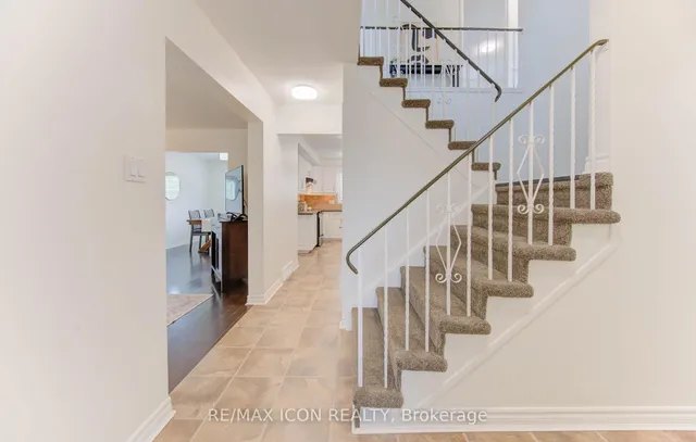 Additional image 5 of 43 Winding Way