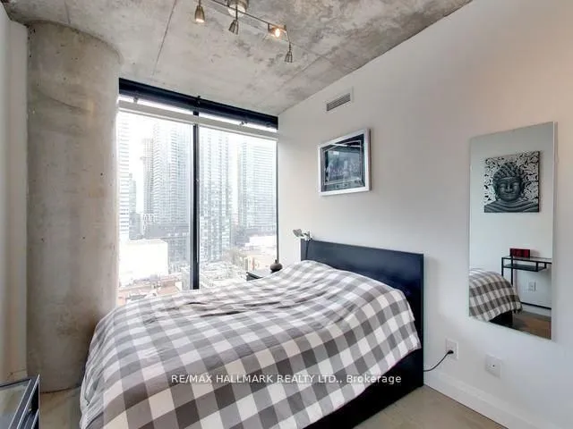 Additional image 13 of 224 King St Unit 1407