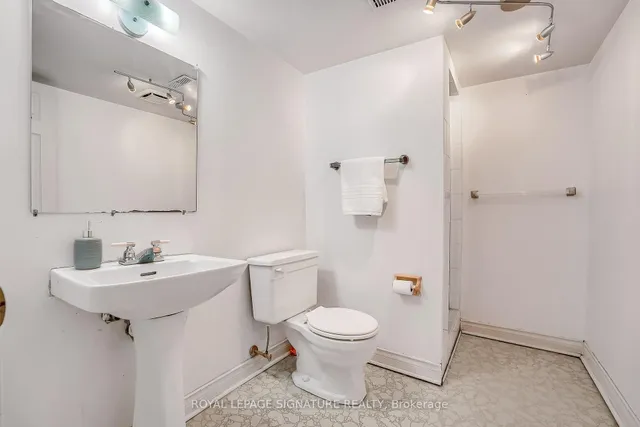 Additional image 41 of 57 Eunice Rd