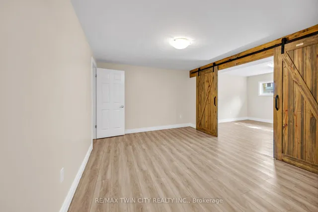 Additional image 32 of 34 Georgina St