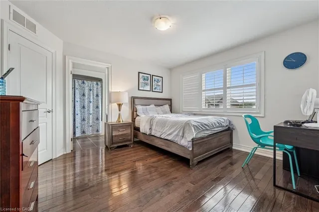 Additional image 24 of 77 Eaglecrest St