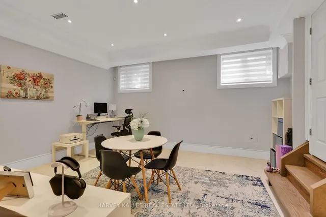 Additional image 28 of 20 Walker Rd