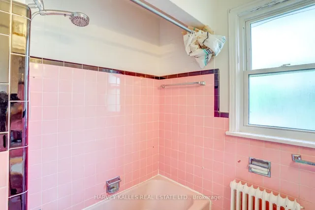 Additional image 28 of 47 Ranleigh Ave