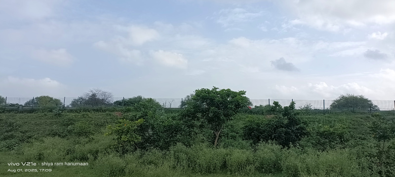 Additional image 2 of Fatehabad Road, Agra