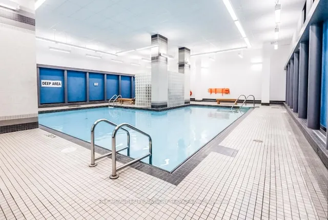 Additional image 16 of 701 King St Unit 813