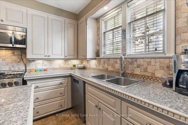 Additional image 35 of 240 Cameron St