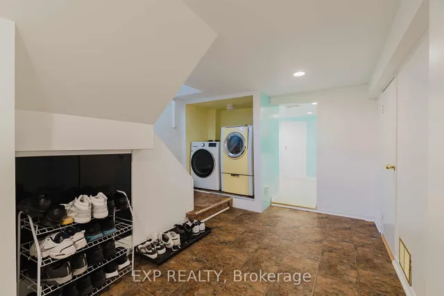Additional image 34 of 30 Ronway Cres