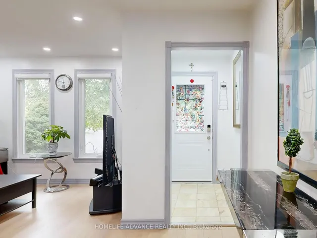 Additional image 21 of 75 Mossbrook Cres