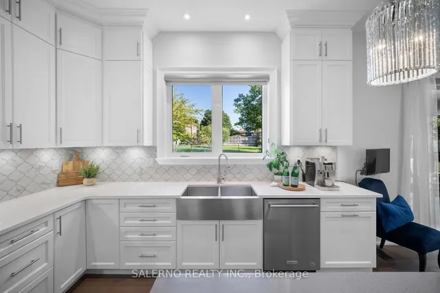 Additional image 14 of 11 Compton Cres