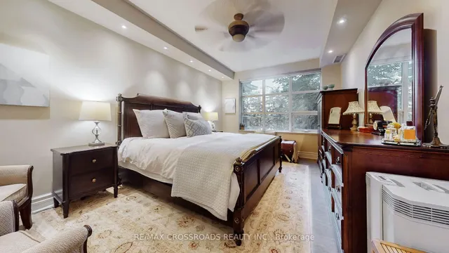 Additional image 18 of 10 Old York Mills Rd Unit 210