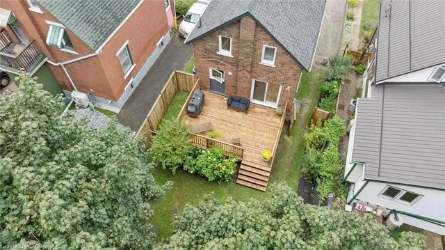 Additional image 34 of 100 Dekay St