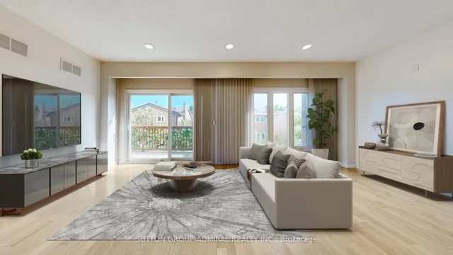 Additional image 8 of 33 Carnival Crt