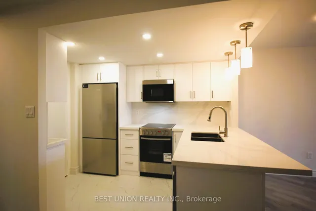 Additional image 2 of 77 Maitland Pl Unit 1209