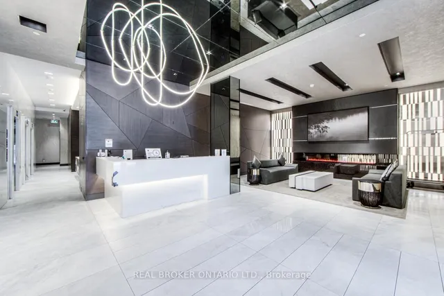 Additional image 4 of 609 Avenue Rd Unit 1410