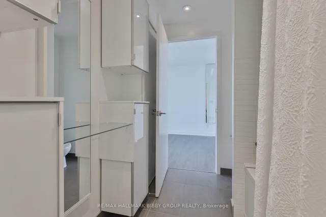 Additional image 25 of 110 Charles St Unit 2904