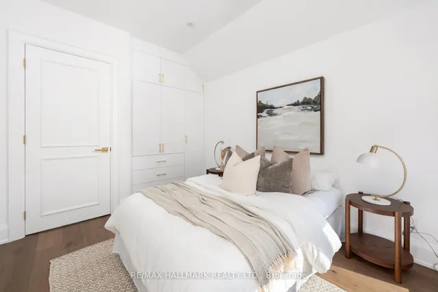 Additional image 36 of 263 Linsmore Cres